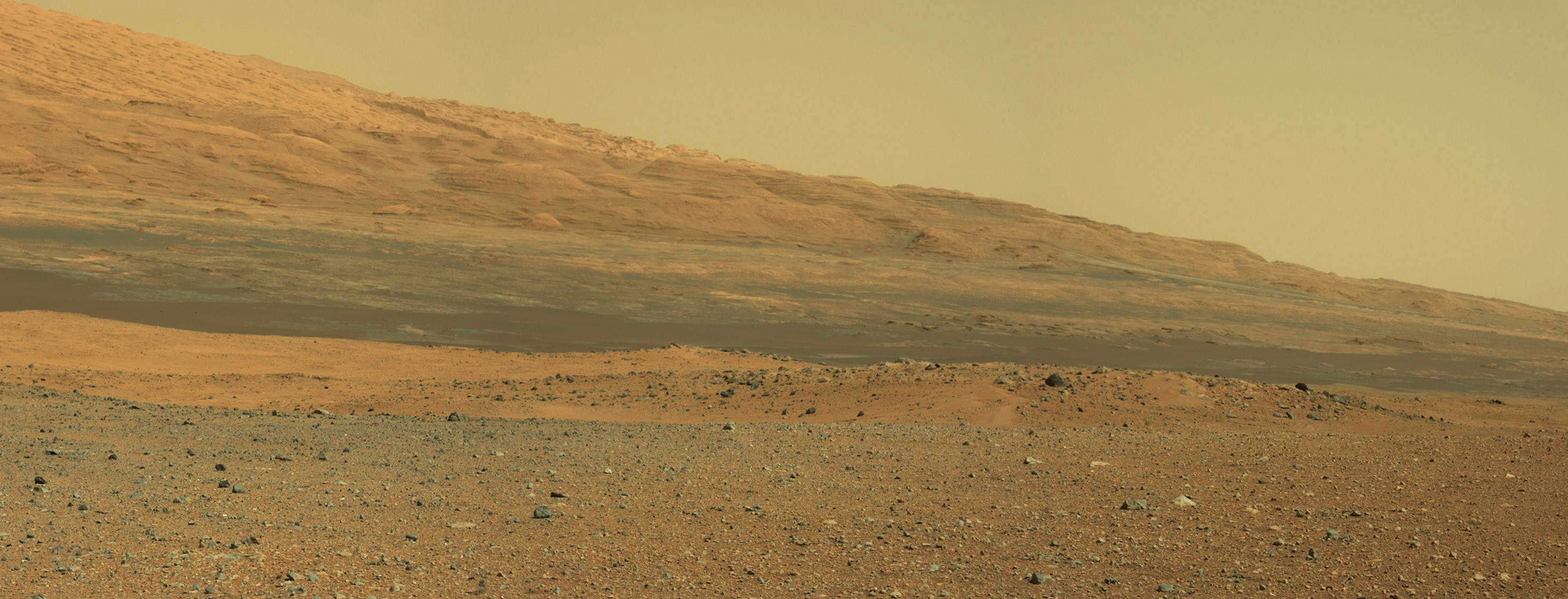 Mount_Sharp_partial_pan.jpg