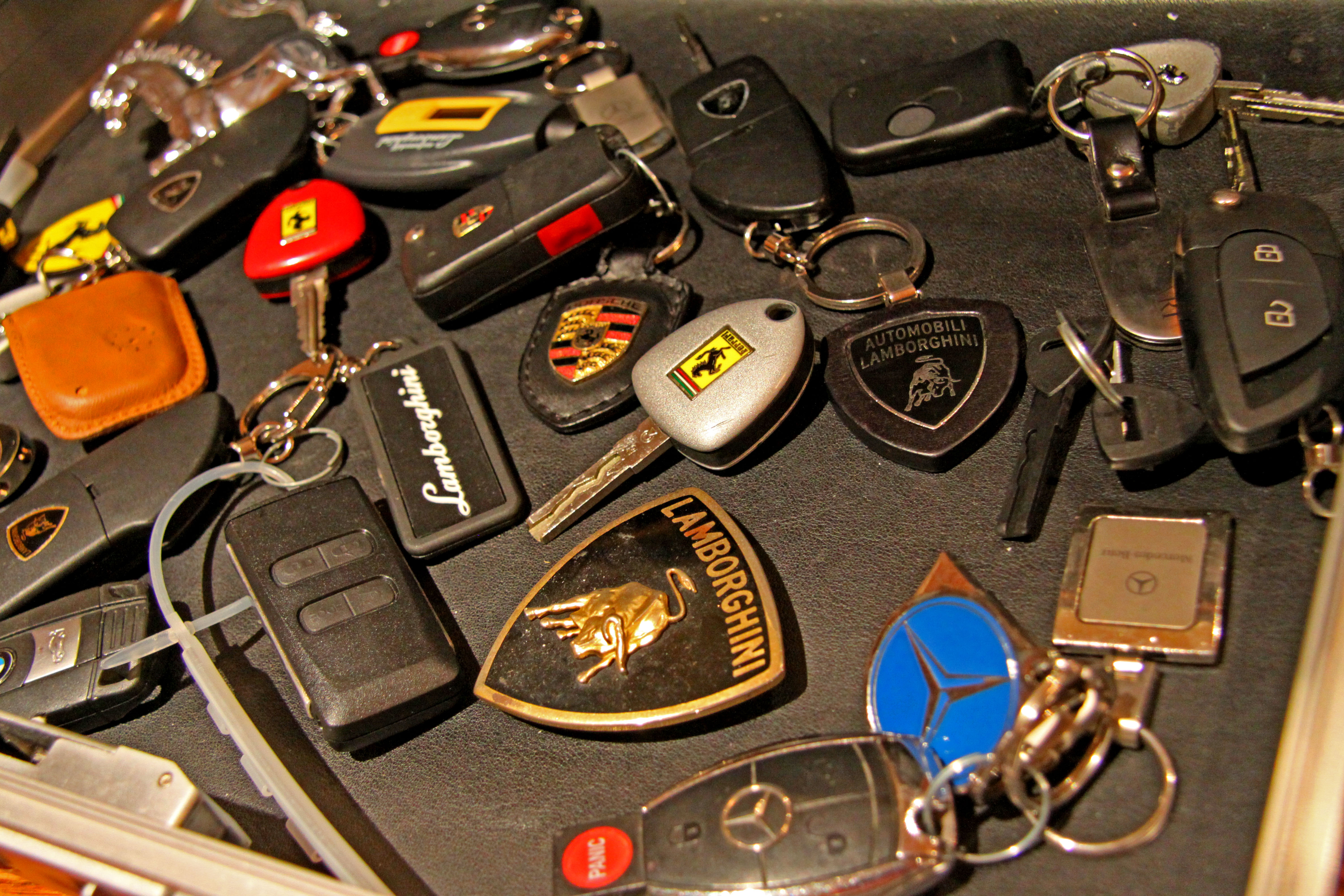 expensive-car-keys.jpg