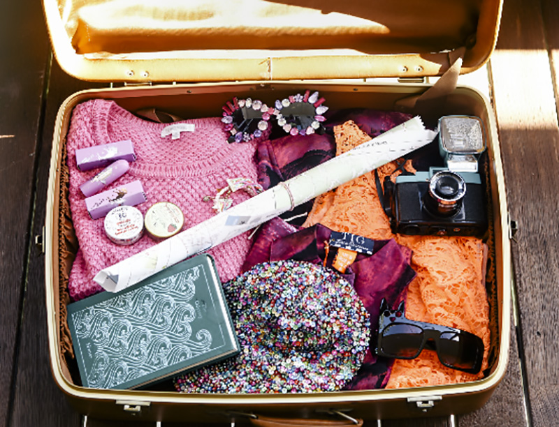 packed-suitcase-tumblr.jpg