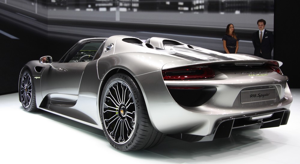 porsche-918-spyder-9.jpg