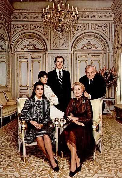 0bff87849c8c3b40e5f9aafb72e22625--princess-grace-kelly-political-figures.jpg