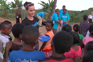 Katy Perry a Nickelodeon és a UNICEF közös kezdeményezésének nagykövete
