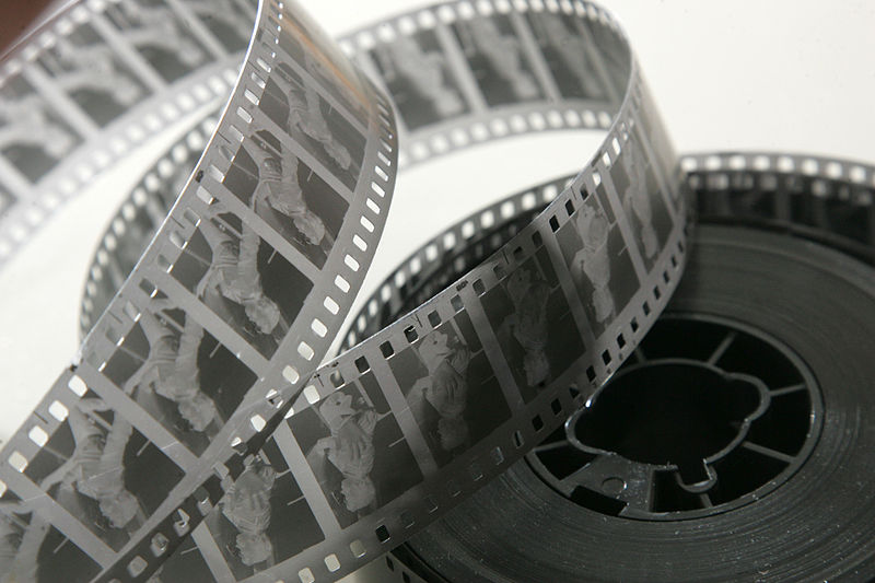 800px-35mm_movie_negative.jpg