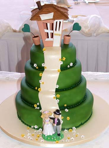 funky-wedding-cake-house_large.jpg