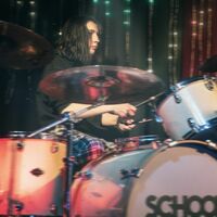 Dobosok fejlesztése rockdalokkal