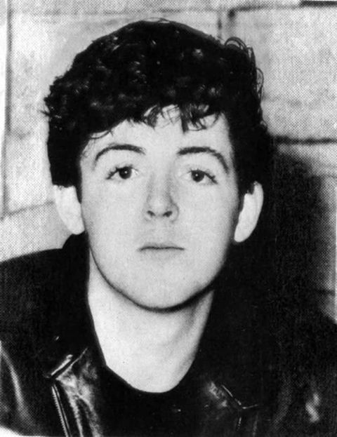 221017-young-paul-mccartney-in-black-leather-jacket-photo-u1.jpg