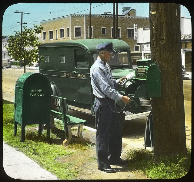 mailtruck_1947_9.jpg