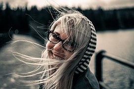 girl-872149_180.jpg