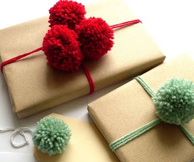 nique-beautiful-craft-pom-pom-wool-diy-christmas-holiday-recycle-kids-wedding-family-collection-birthday-christmas-anniversary-festival-inspiration.JPG