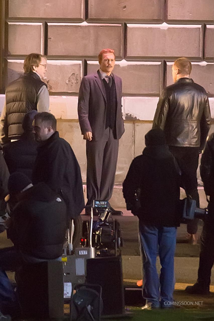 hr_Mortdecai_Set_2.jpg