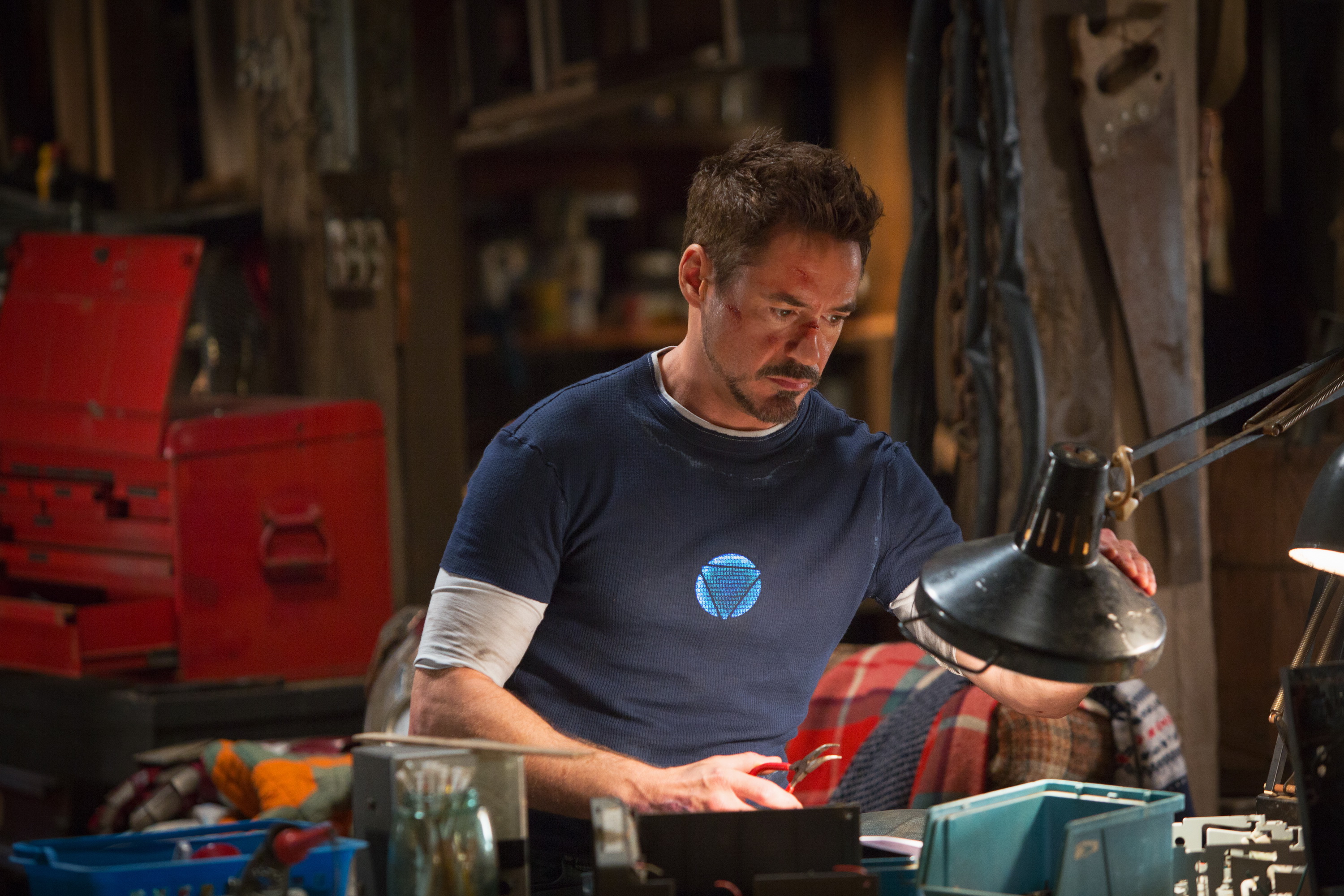 iron-man-3-robert-downey-jr4.jpg