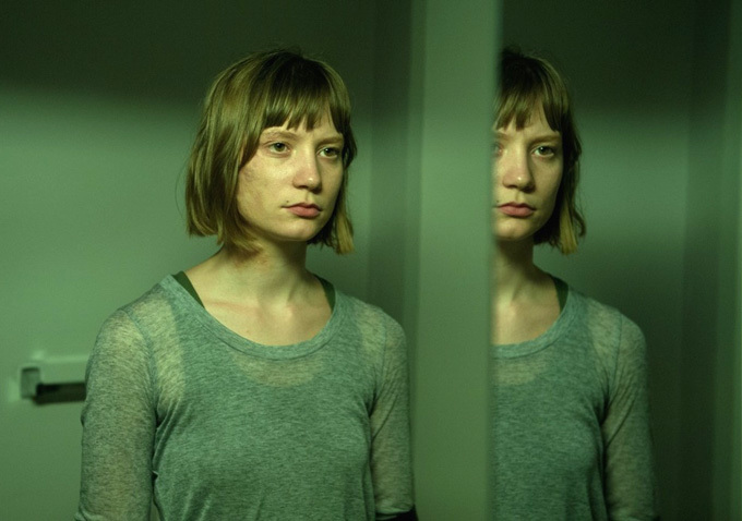 maps-to-the-stars-mia-wasikowska.jpeg