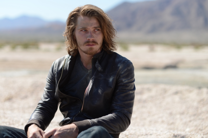 mojave-garrett-hedlund-1.jpg