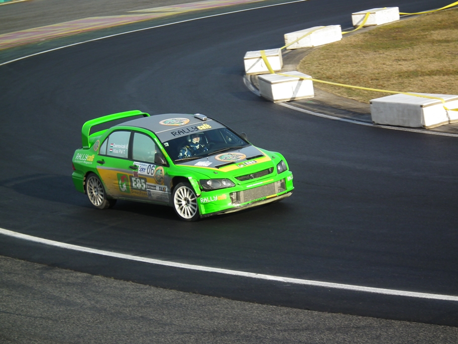 2013-Szilveszter Rallye-jótékonyság2.jpg