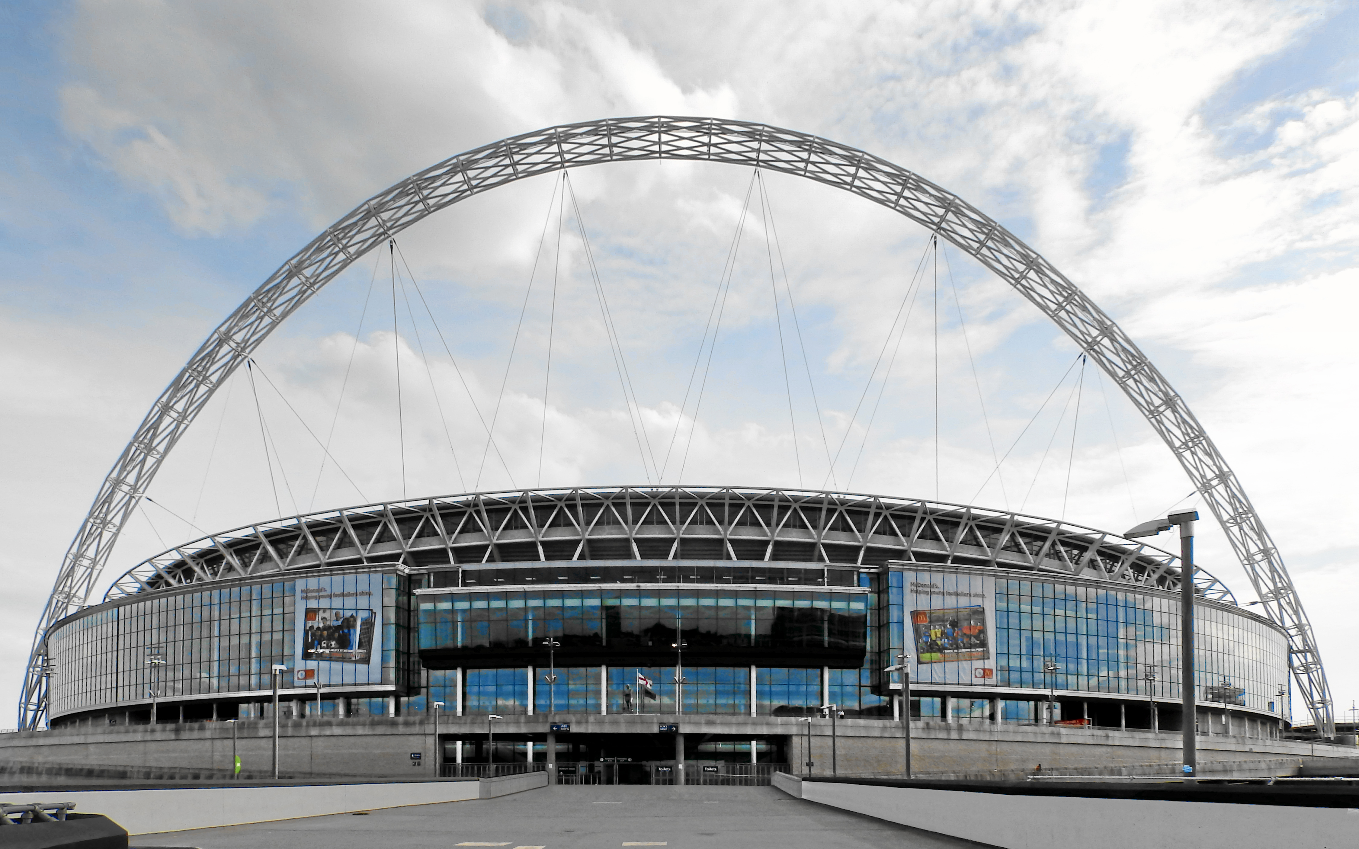 wembley-stadion_2013_16x10.jpg