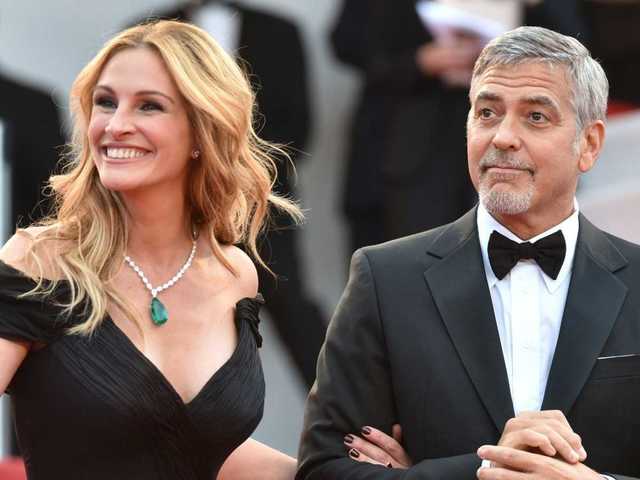 George Clooney és Julia Robert 80 csókjelenetet kell ismételni
