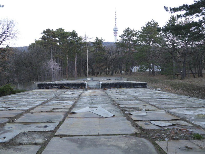 alakulótér 2