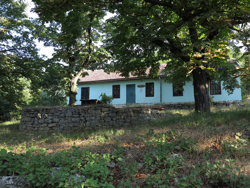 kimeszelt kulcsosház
