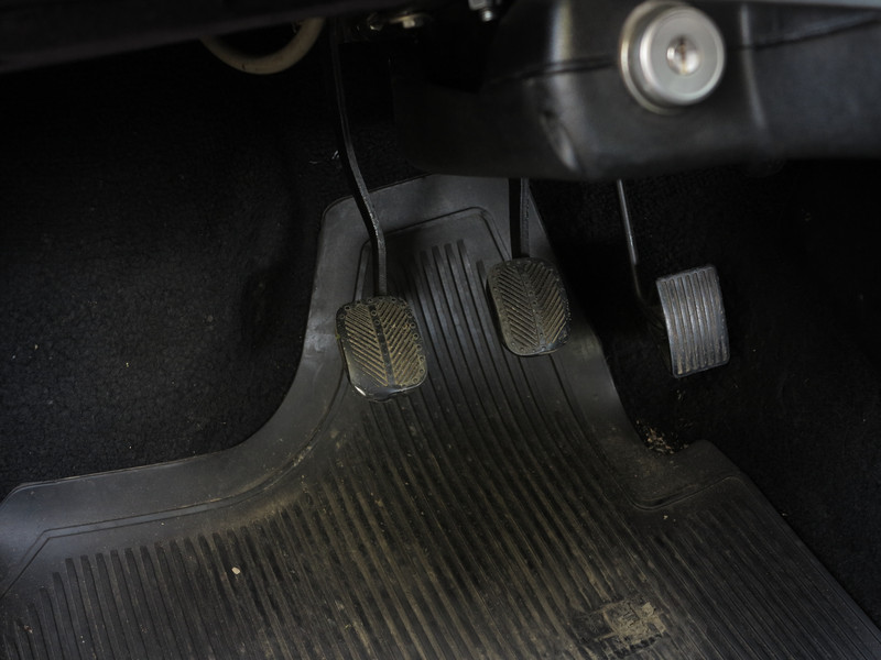 slusszkulcslyuk álá porsche 