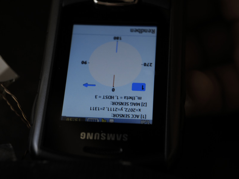 alacsonyabb érték a DCF77 vevőantenna közvetlen közelében