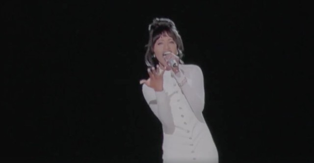 whitney-houston-hologram-the-voice-640x333.jpg