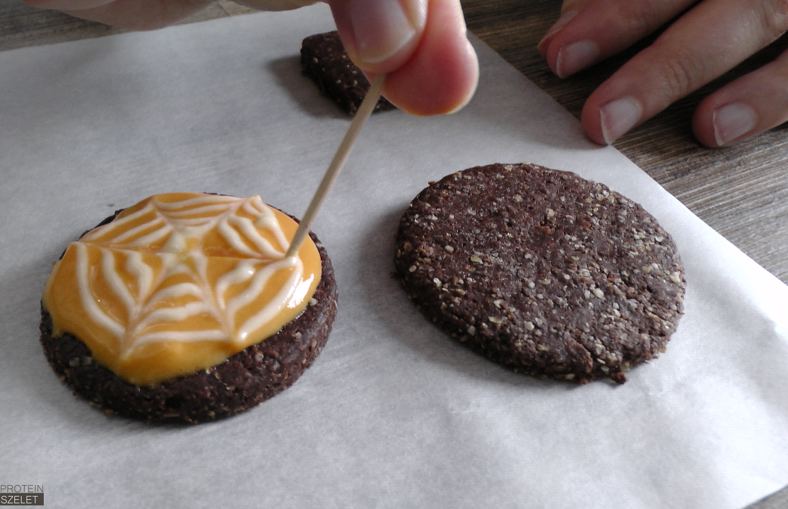 Halloween kakaós keksz recept 5