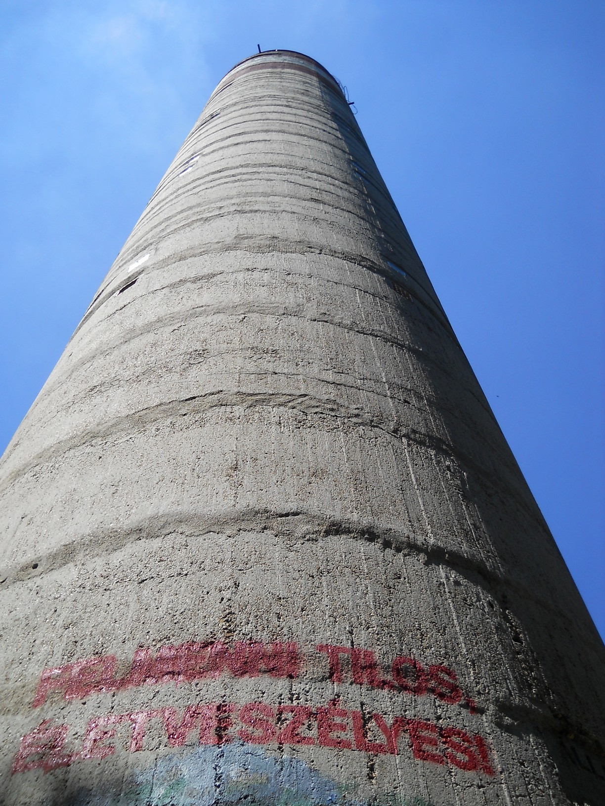 Geodéziai mérőtorony a 936 méter magas Csóványoson