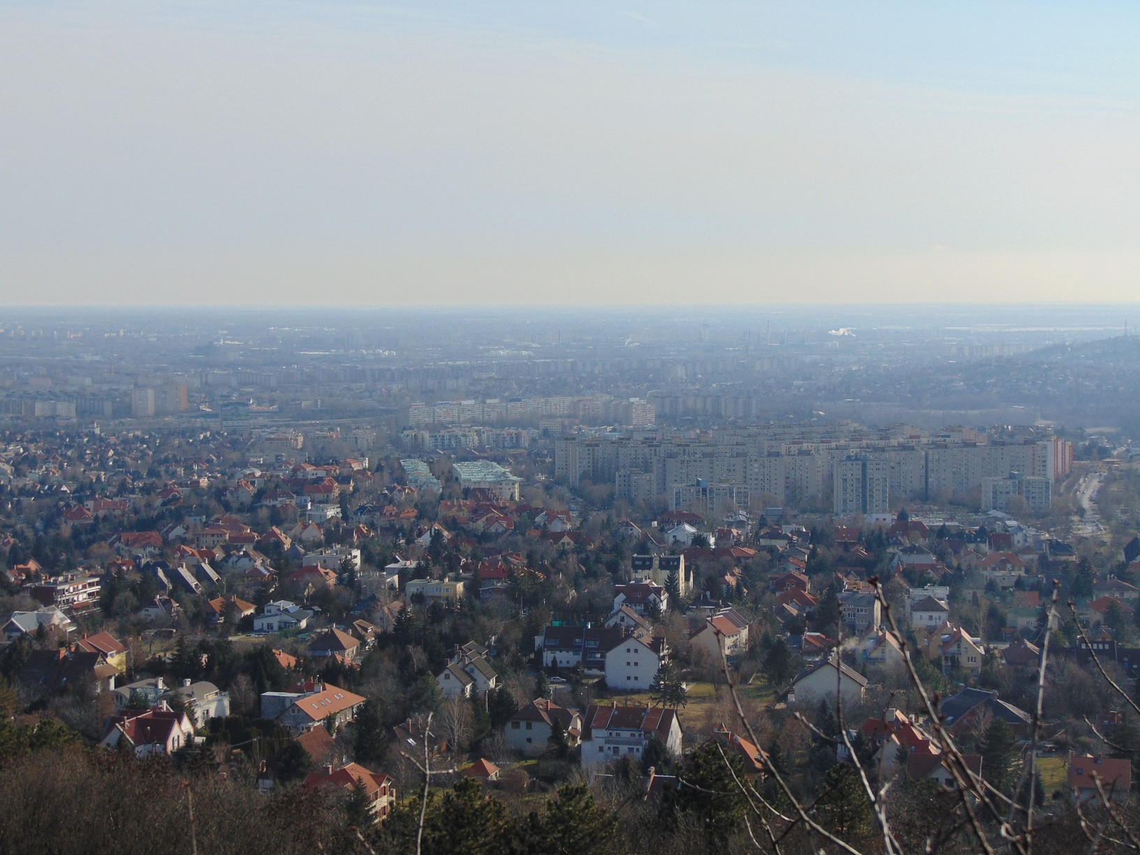 Kilátás az Ördög-oromról Budapestre