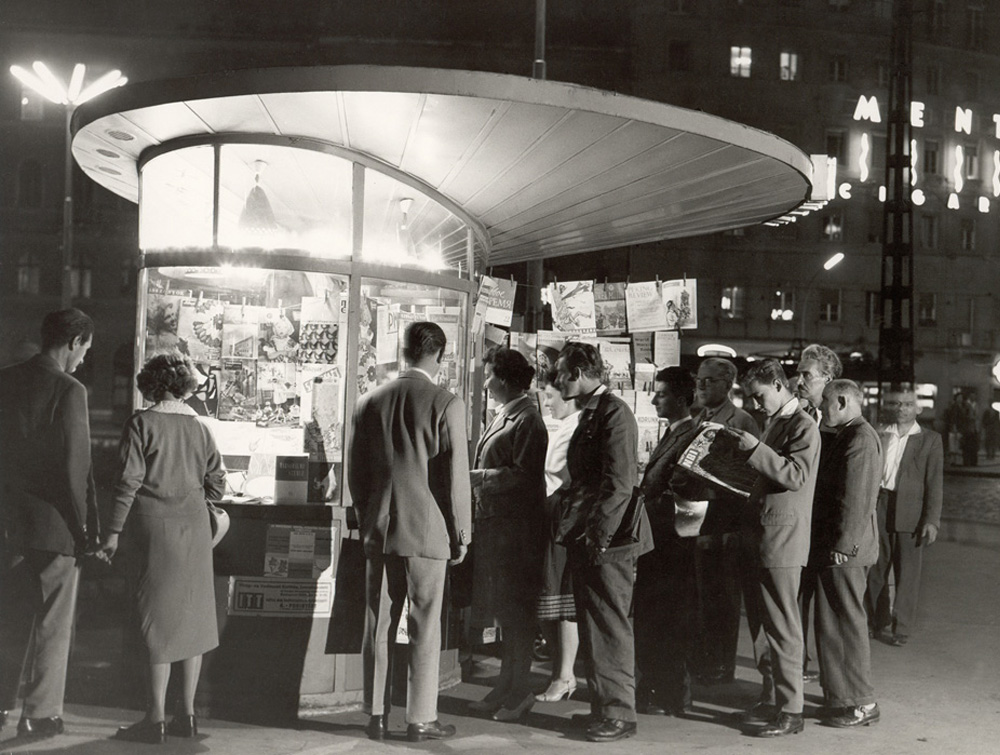 Hírlappavilon a Nyugati téren 1958-ban. Forrás: Postamúzeum