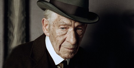 2015-ben Sir Ian McKellen alakítja majd az idős Shelock Holmest a Mr. Holmes c. mozifilmben. Az idős detektív egy gyönyörű nő miatt keveredik majd újra kalandokba...