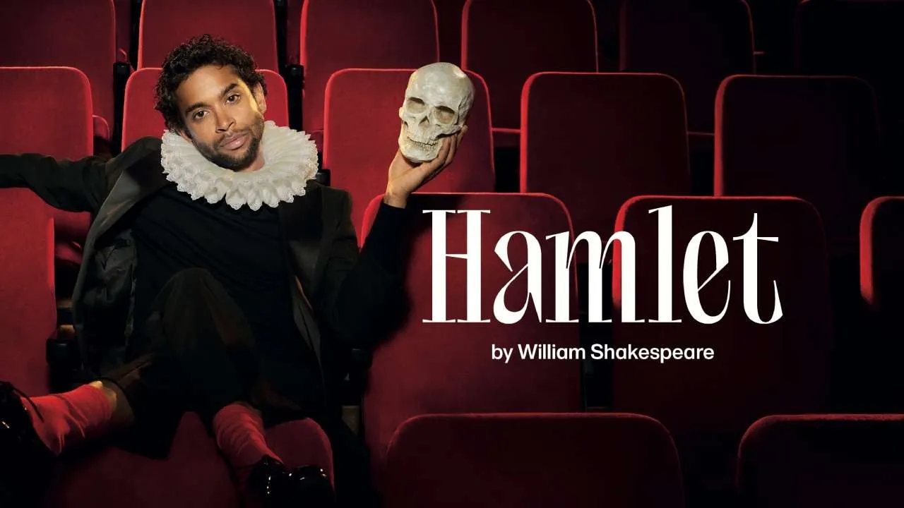 hamlet-starring-hiran-abeysekera-at-the-national-theatre.webp