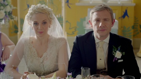 Ahogy John és Mary is, csak itt éppen Sherlockot hallgatják... (Maryt Martin Freeman élettársa, Amanda Abbington alakítja.)