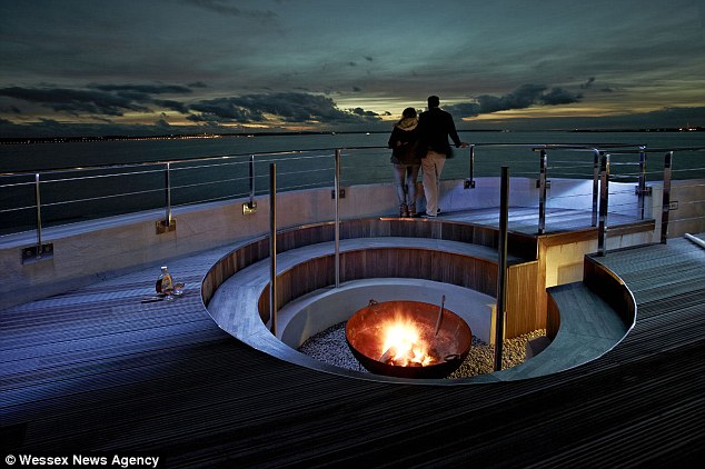 http://www.dailymail.co.uk/travel/travel_news/article-2717847/Spend-night-No-Mans-Land-Victorian-sea-fort-targeted-French-1878-transformed-luxury-five-star-hotel.html