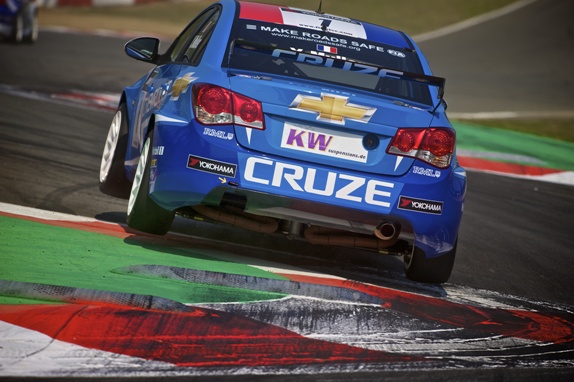 wtcc%20zolder%20david%20noels%20216%20-%20Version%202[1].jpg