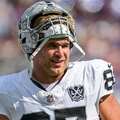 Hogyan befolyásolja Michael Mayer jövője a csapat tight end helyzetét?