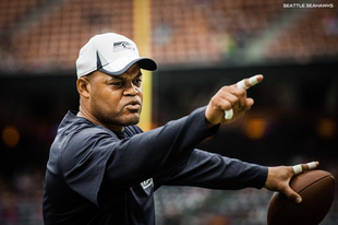 Ken Norton Jr. lett a defensive koordinátor