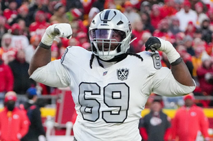 Jeremy Chinn edzésbe állt viszont Christian Wilkins és Adam Butler továbbra sem edz