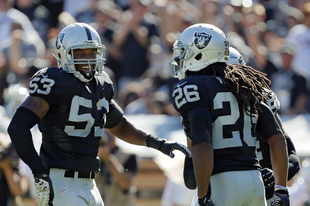 Nick Roach-tól és Usama Young-tól is megvált a Raiders