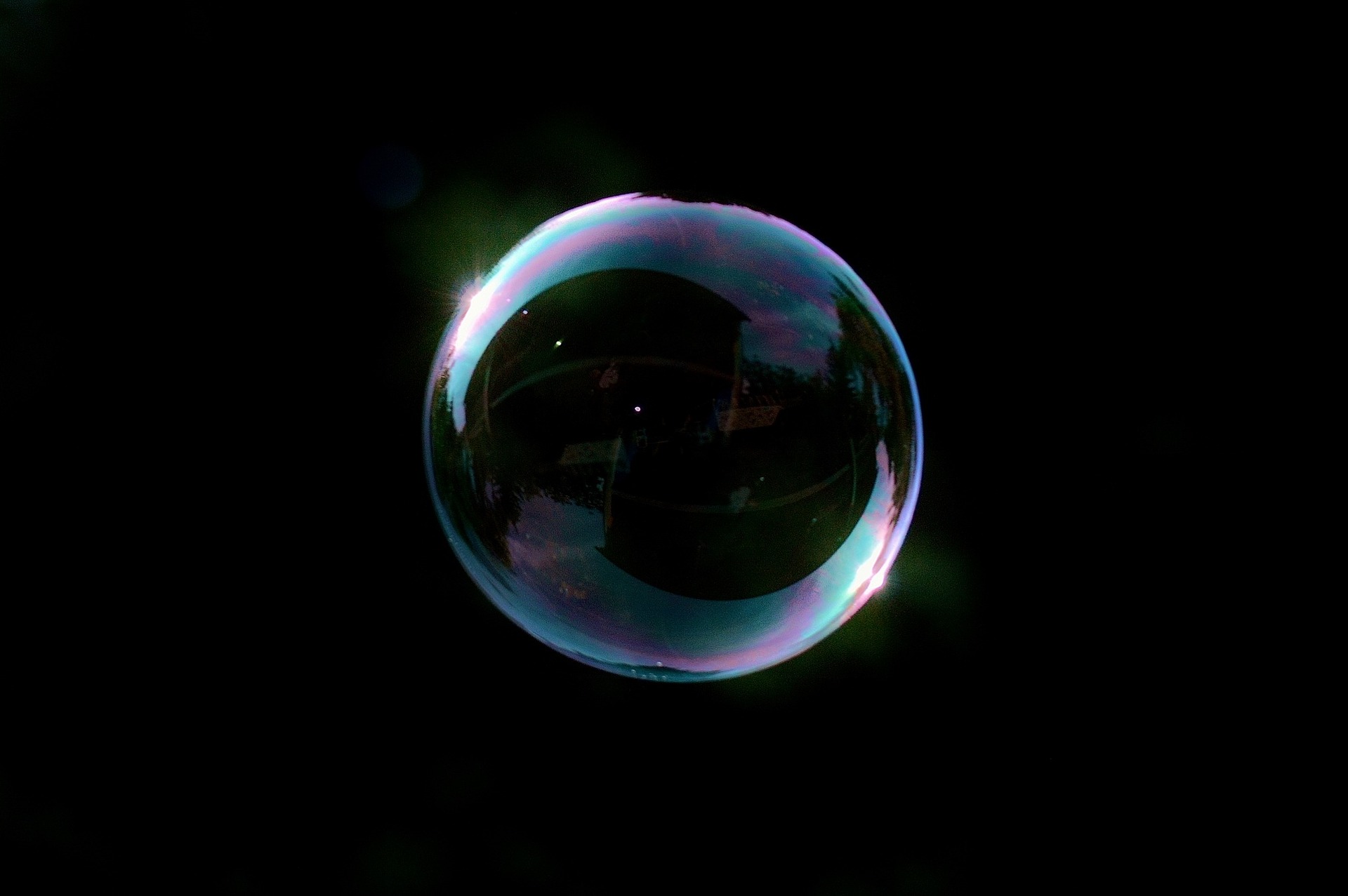 soap-bubble-817421_1920.jpg