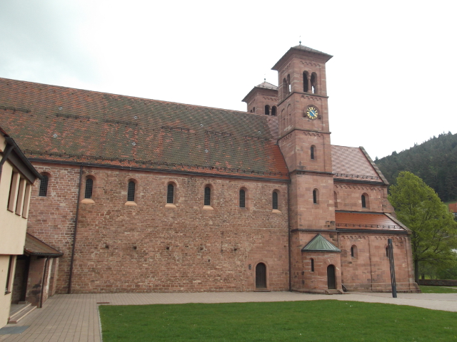 klosterrheichenbach_aussen_2.jpg