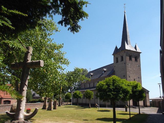 oekoven_friedhof.jpg