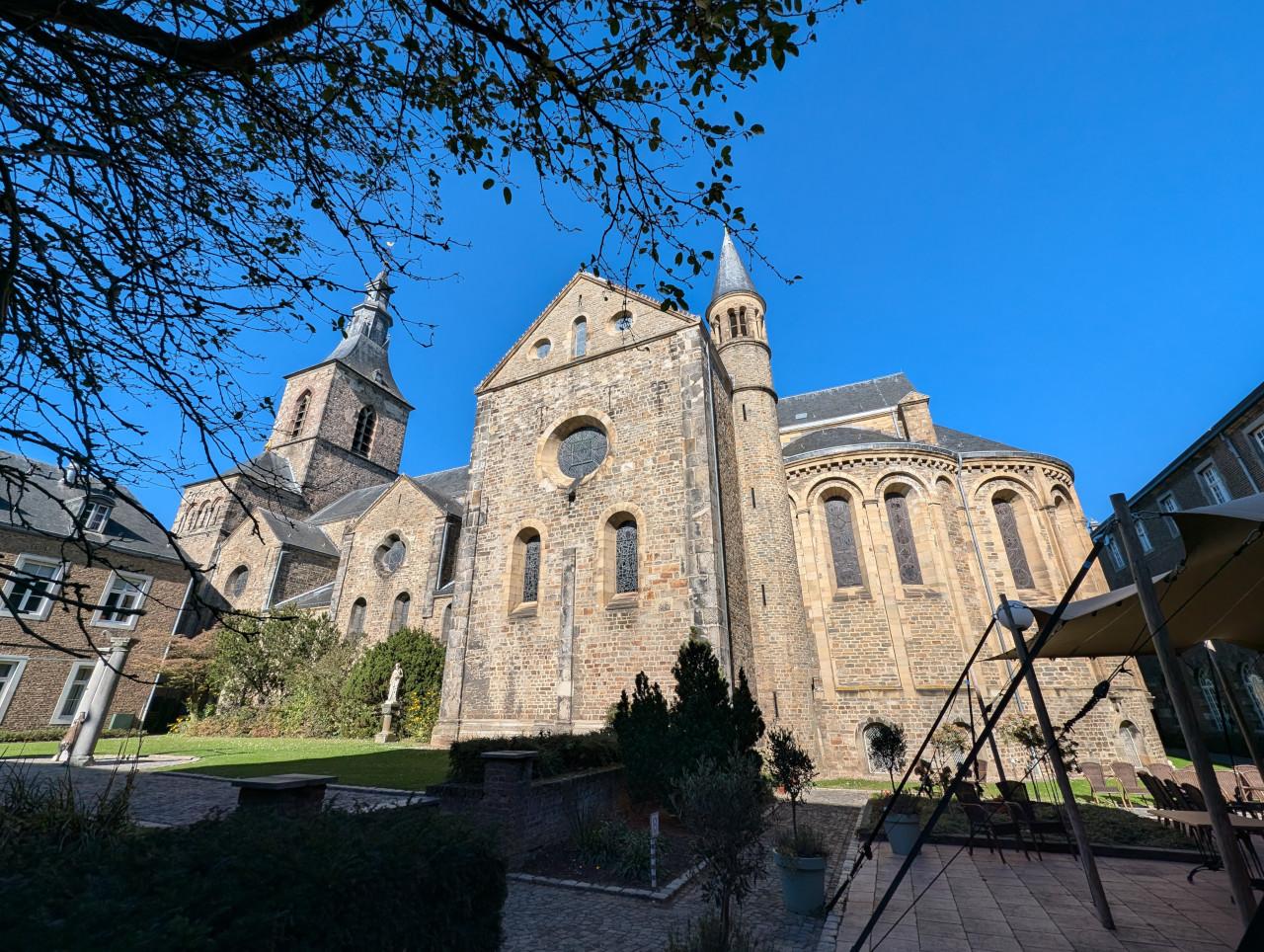 rolduc3.jpg