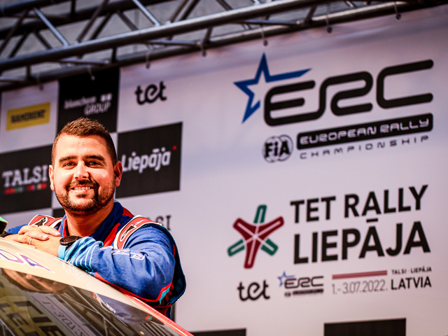 Ismételten bebizonyította Csomós Mixi és Nagy Attila a gyorsaságát a Rally Európa-bajnokságon
