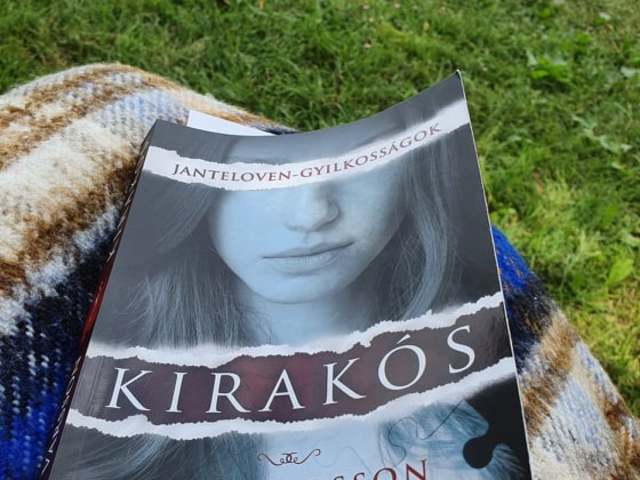 K. A. Varsson: Kirakós