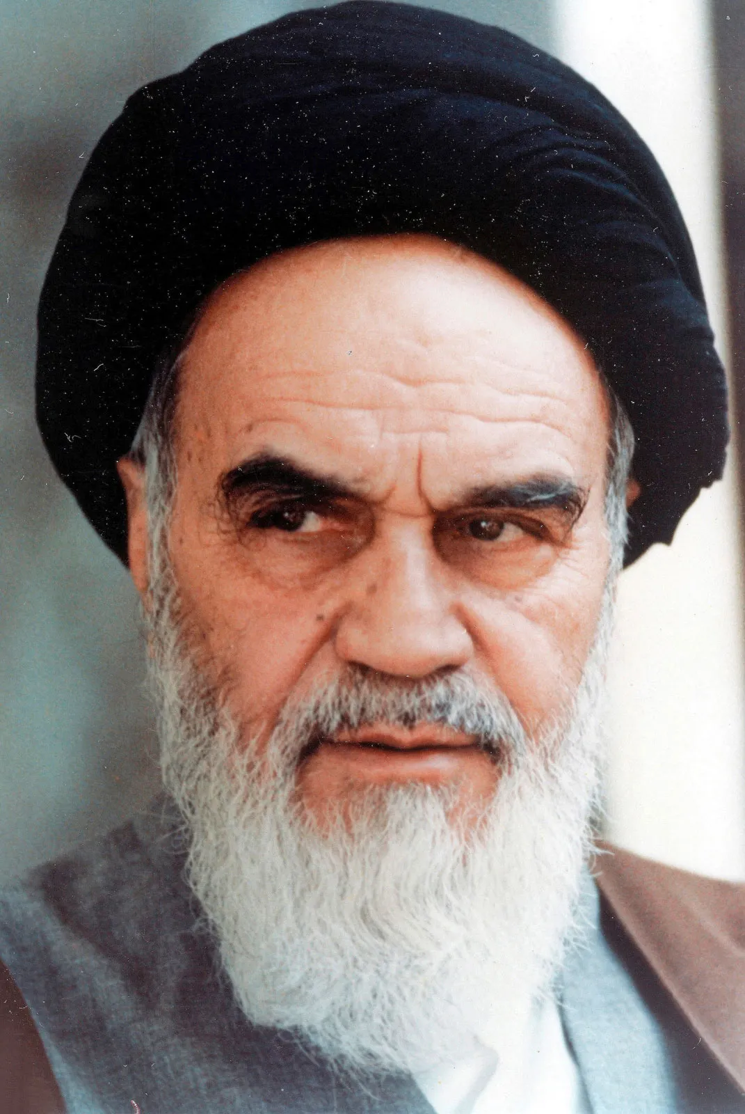ruhollah-khomeini.webp