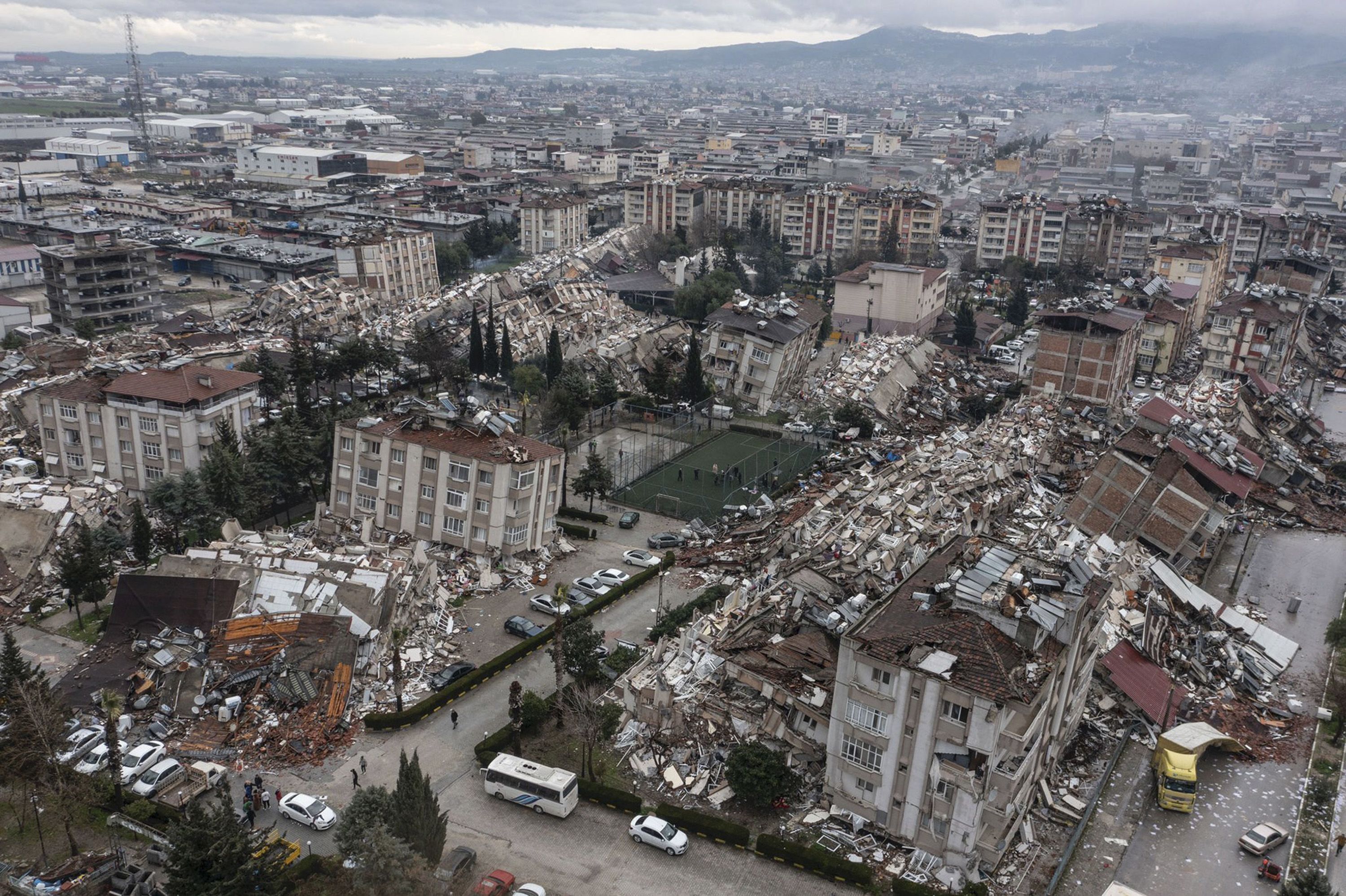 230206120540-27-earthquake-020623-hatay-turkey-restricted.jpg