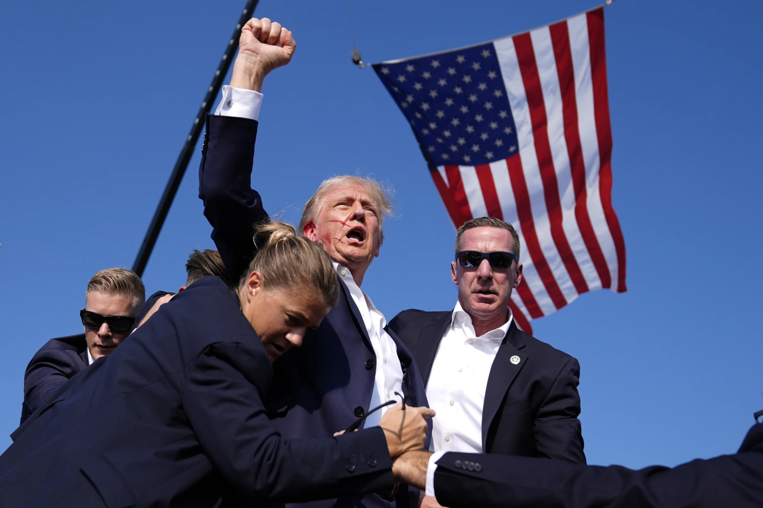 240713-donald-trump-secret-service-rally-wm-323p-6d65b1.webp