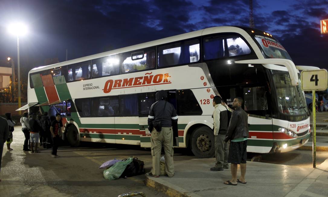 50577475_ri-rio-de-janeiro-rj-10-03-2016viagem-do-rio-de-janeiro-a-lima-de-onibus-pela-viacao.jpg