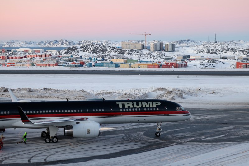 trumpgreenlandplane-gettyimages-2192273856.jpg