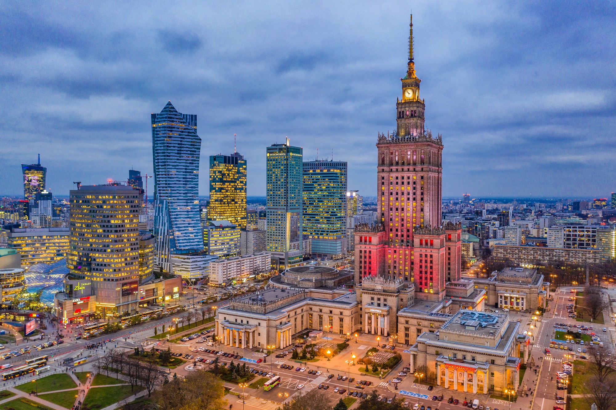 warsaw-city-centre-skyline-night.jpg